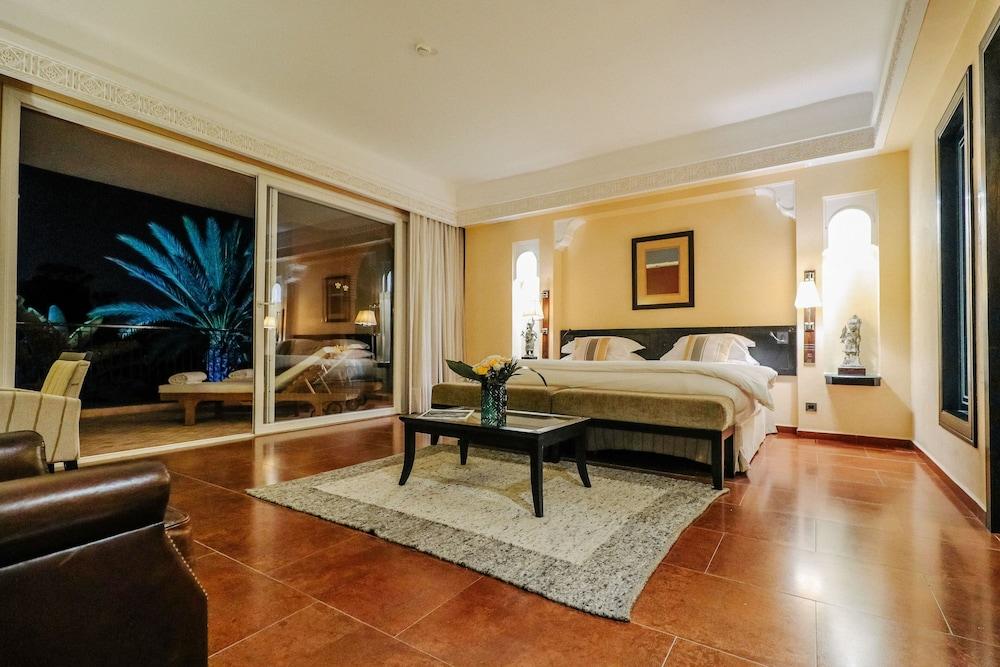 فندق تيكيدا جولف بالاس - ريلاى اند شاتو أغادير المظهر الخارجي الصورة A bedroom at the hotel