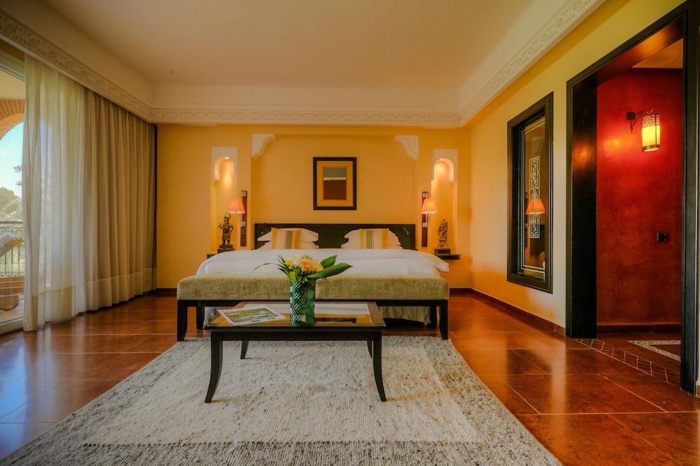 فندق تيكيدا جولف بالاس - ريلاى اند شاتو أغادير المظهر الخارجي الصورة A bedroom at the hotel