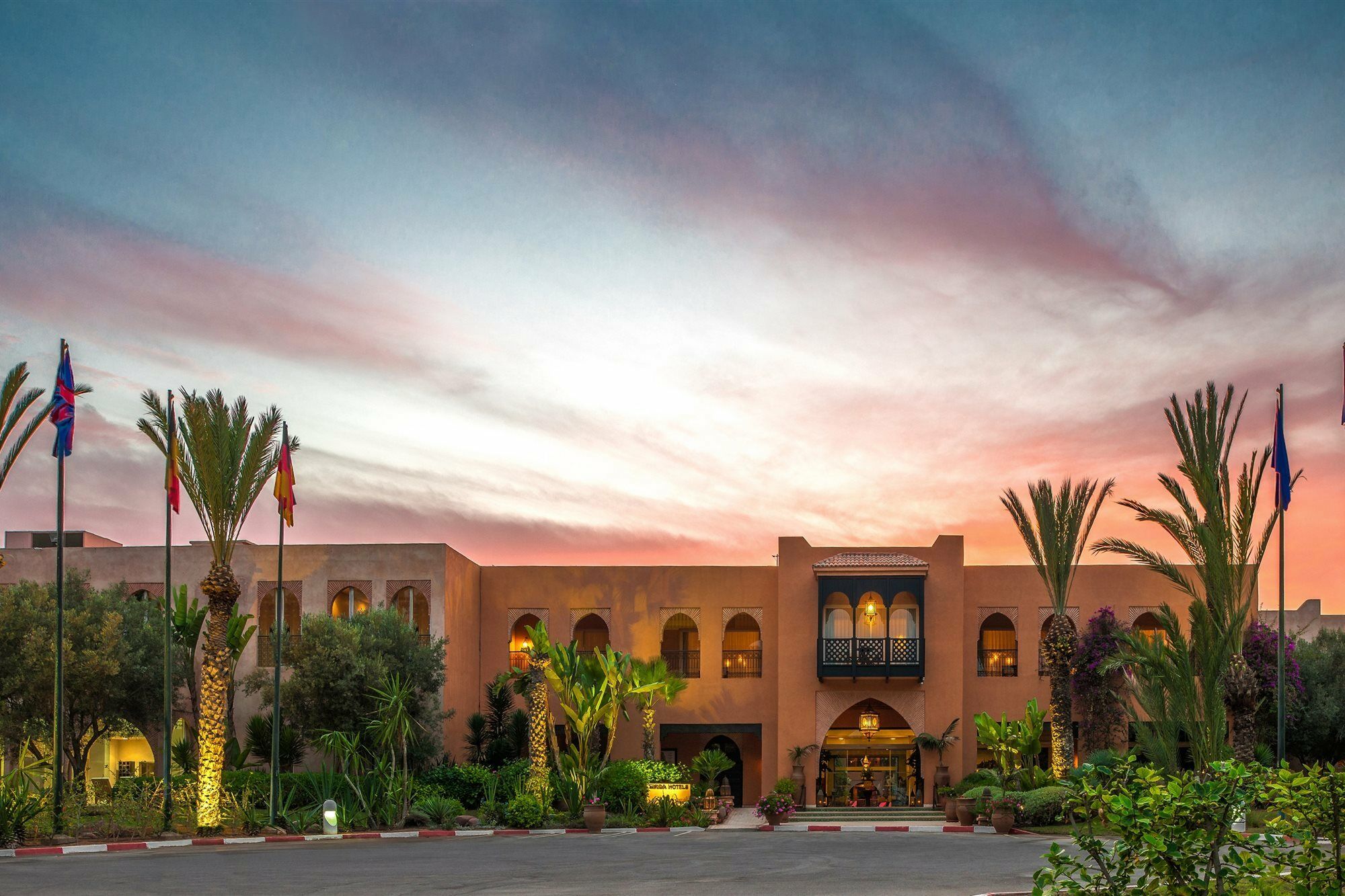 فندق تيكيدا جولف بالاس - ريلاى اند شاتو أغادير المظهر الخارجي الصورة The hotel's main entrance