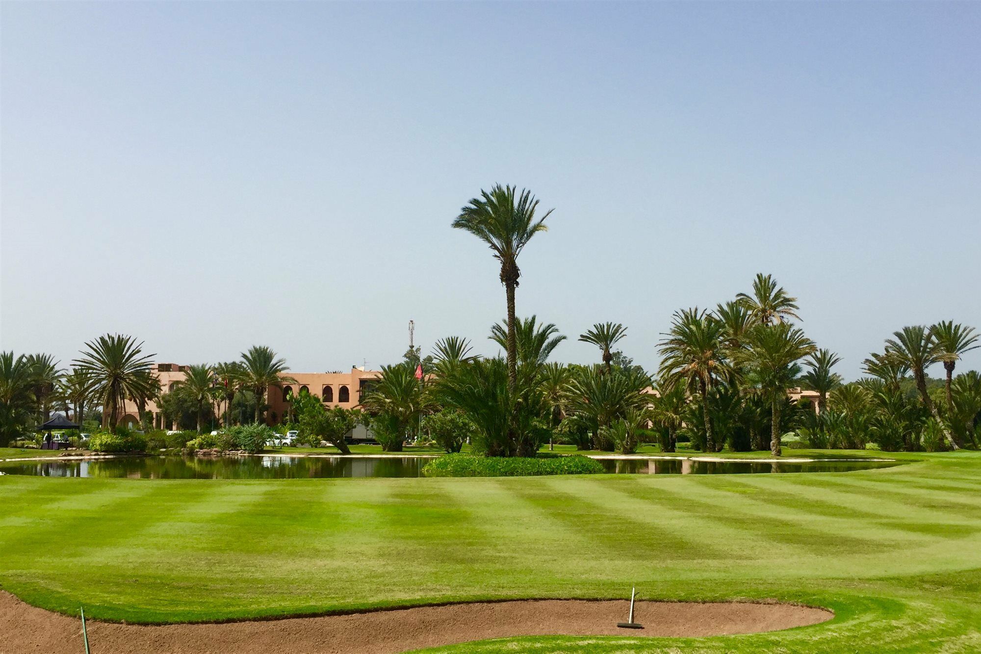 فندق تيكيدا جولف بالاس - ريلاى اند شاتو أغادير المظهر الخارجي الصورة Golf course in Marrakech